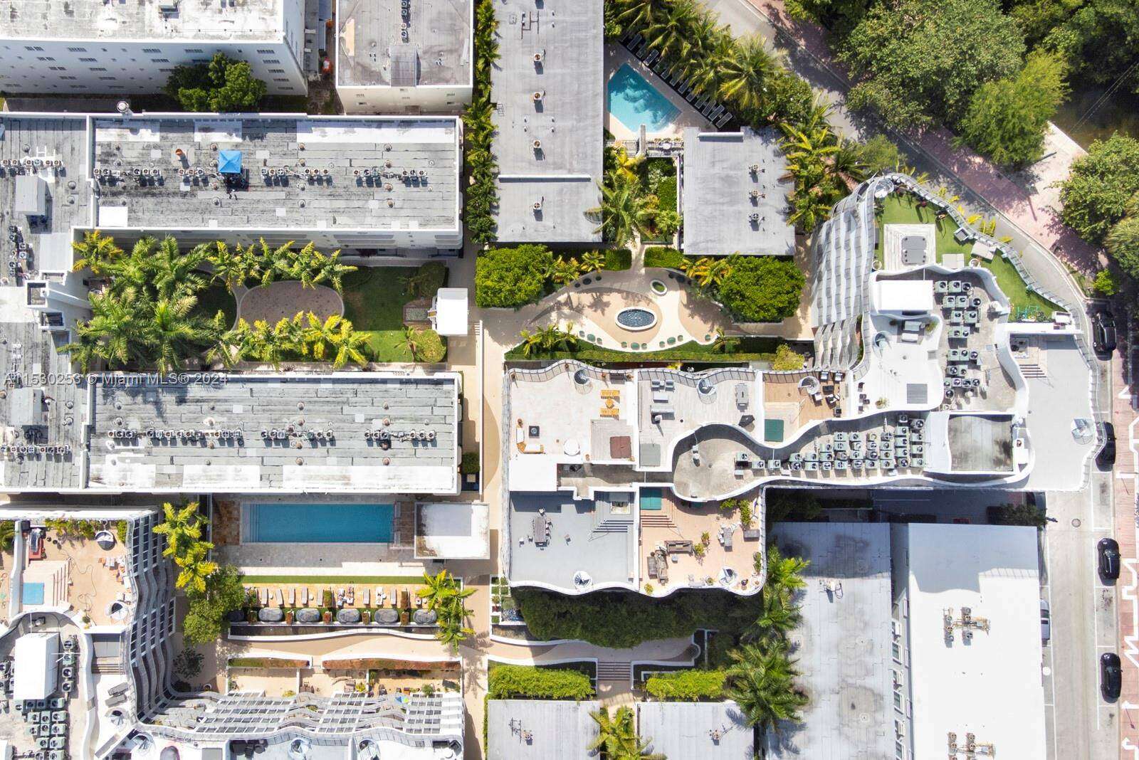 Artecity Unit #210 | Picture 29