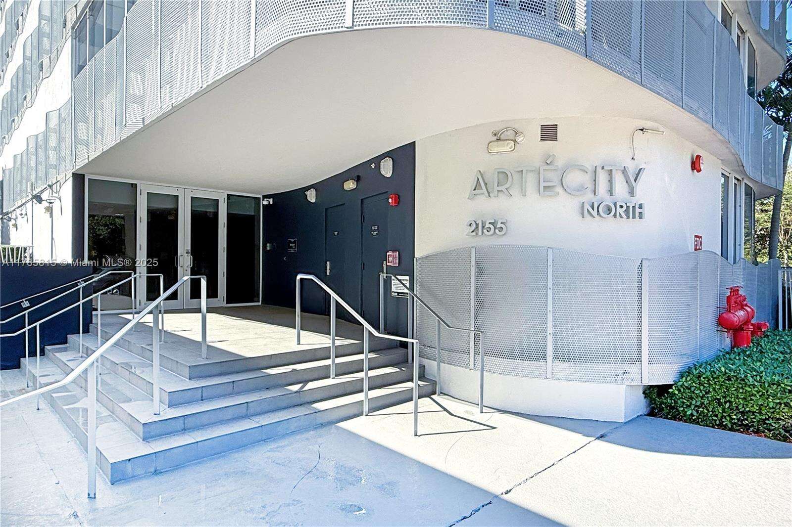 Artecity Unit #207 | Picture 14