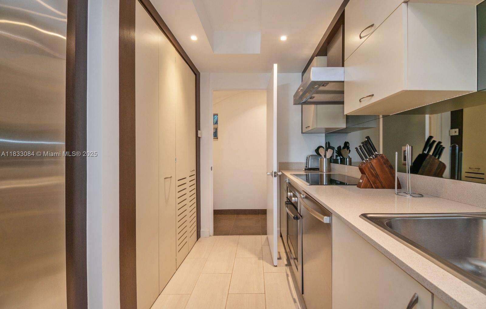 Artecity Unit #TH3 | Picture 6