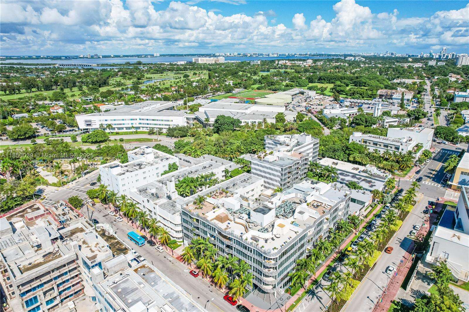 Artecity Unit #322 | Picture 30