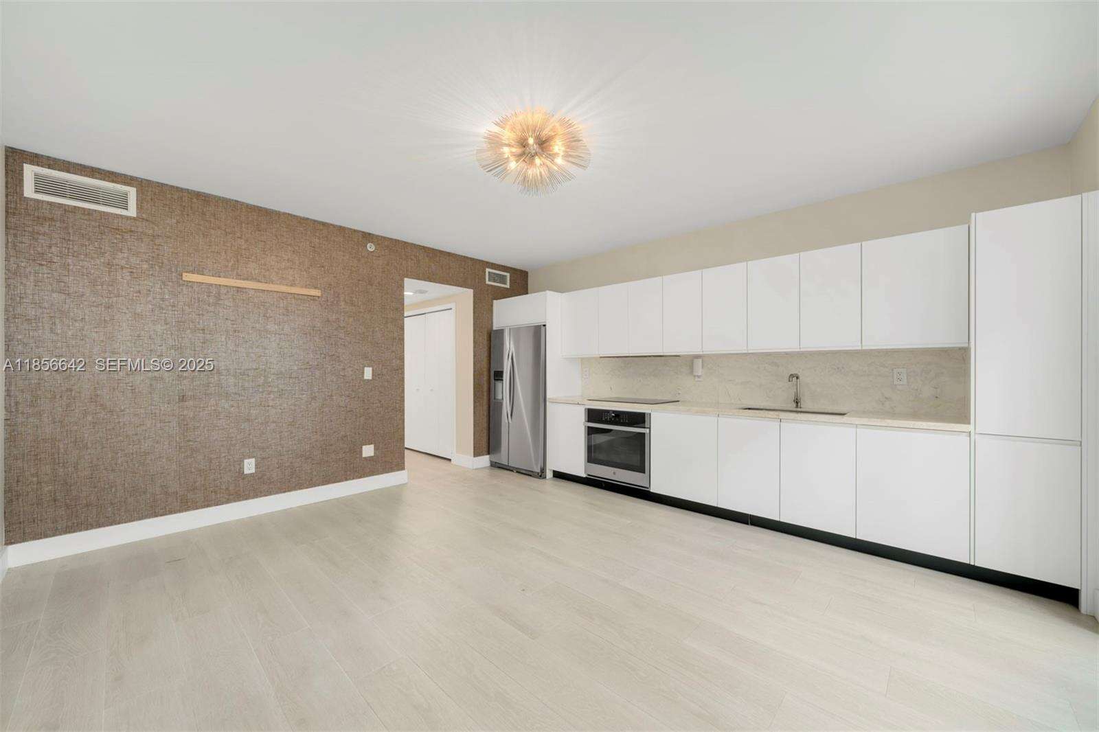 Artecity Unit #103 | Picture 15