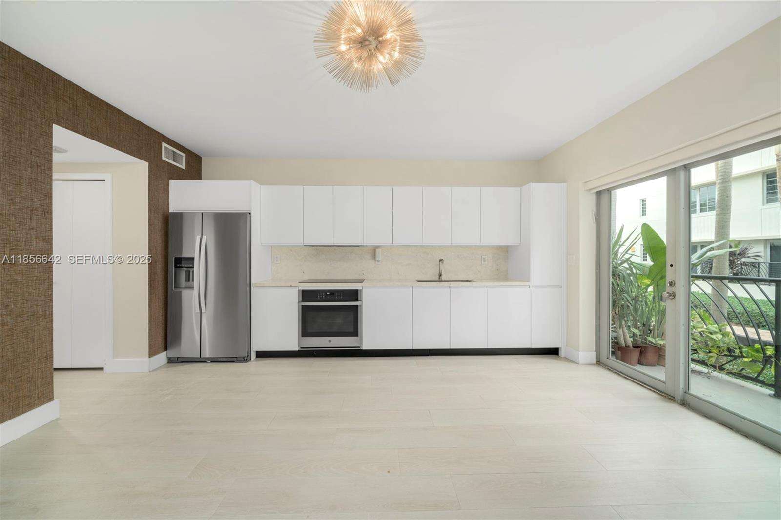 Artecity Unit #103 | Picture 16