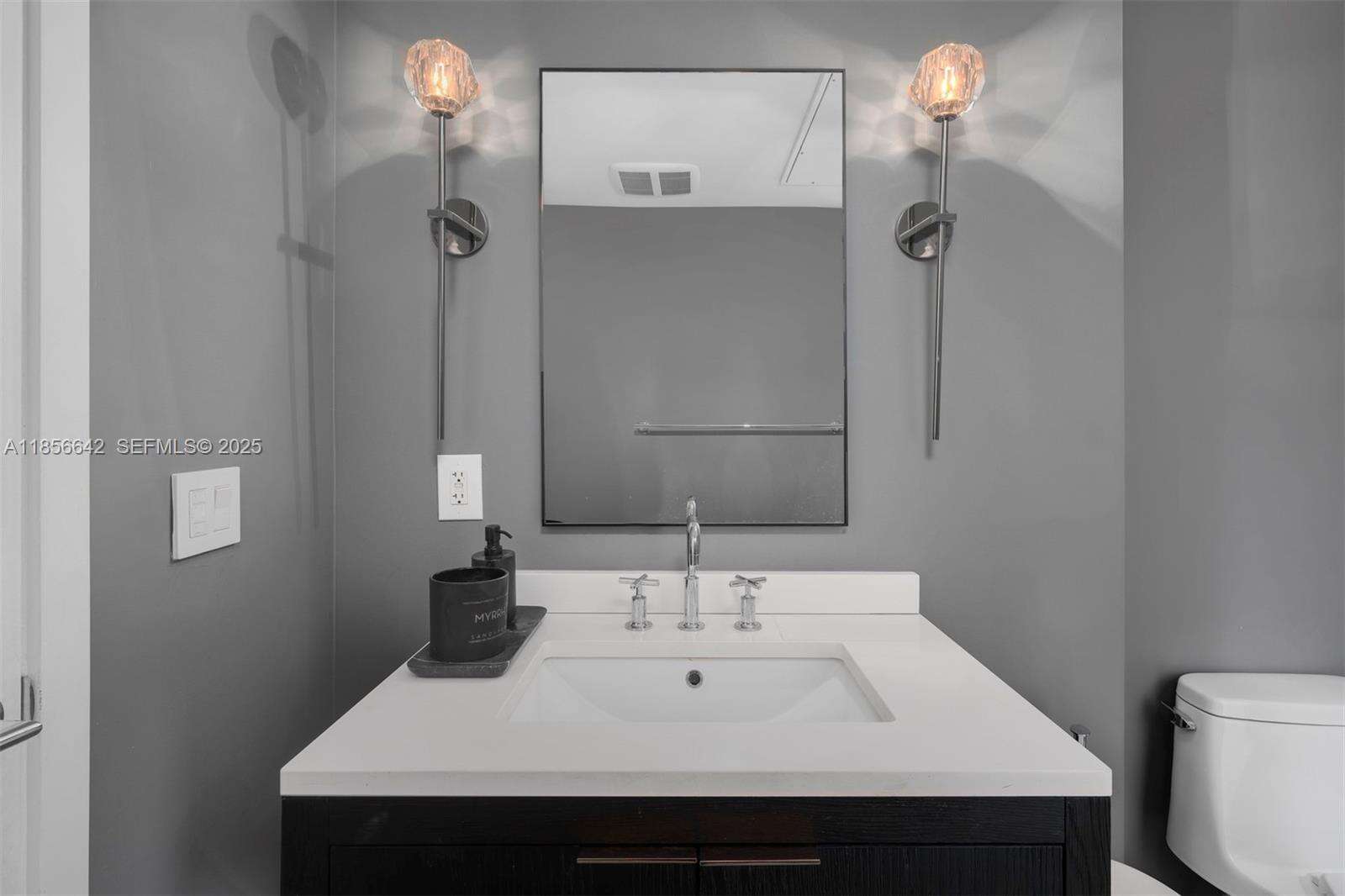 Artecity Unit #103 | Picture 10