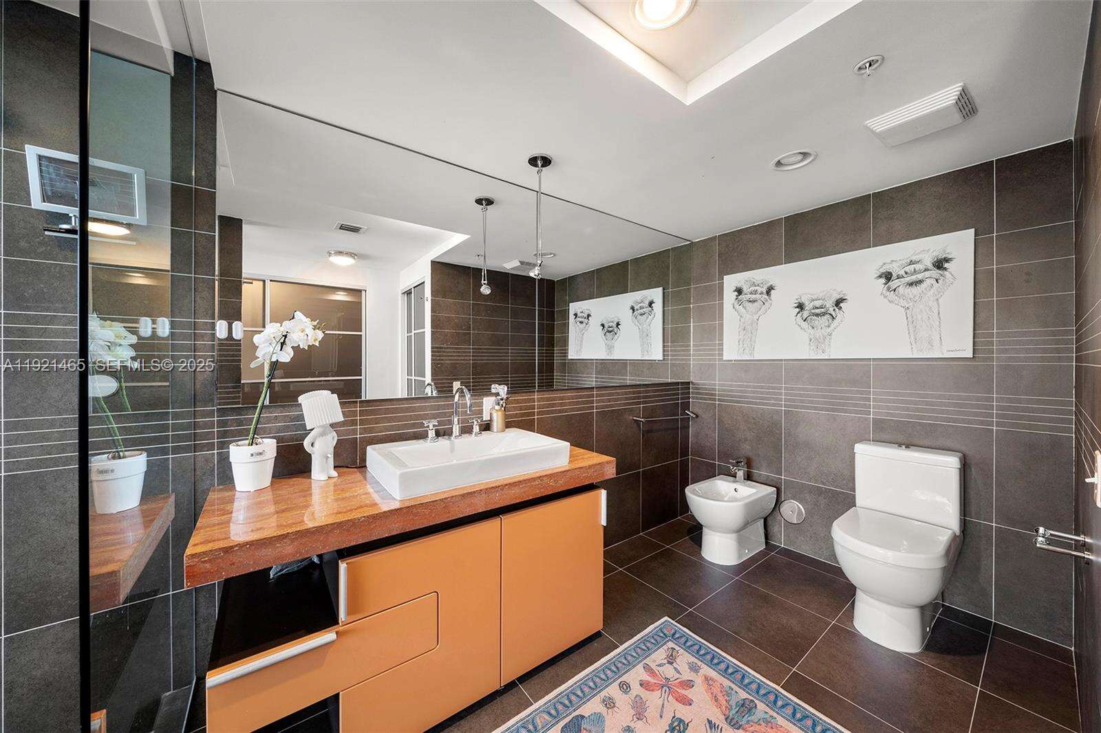 Artecity Unit #205 | Picture 12