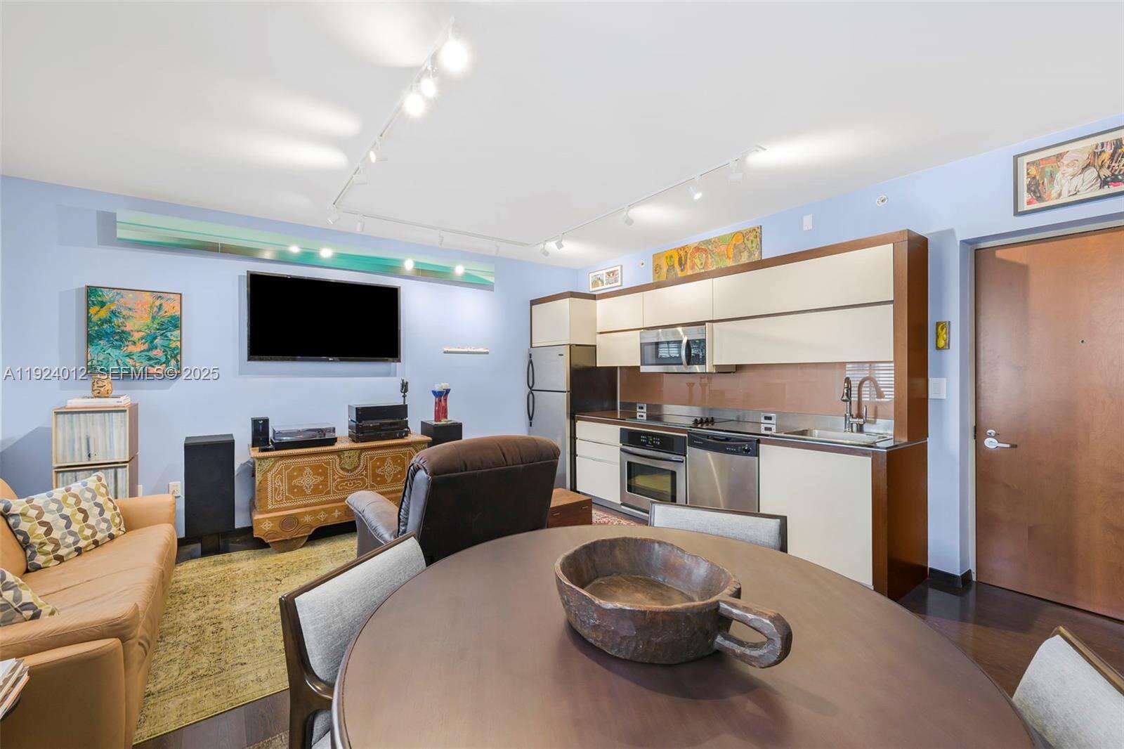 Artecity Unit #316 | Picture 2