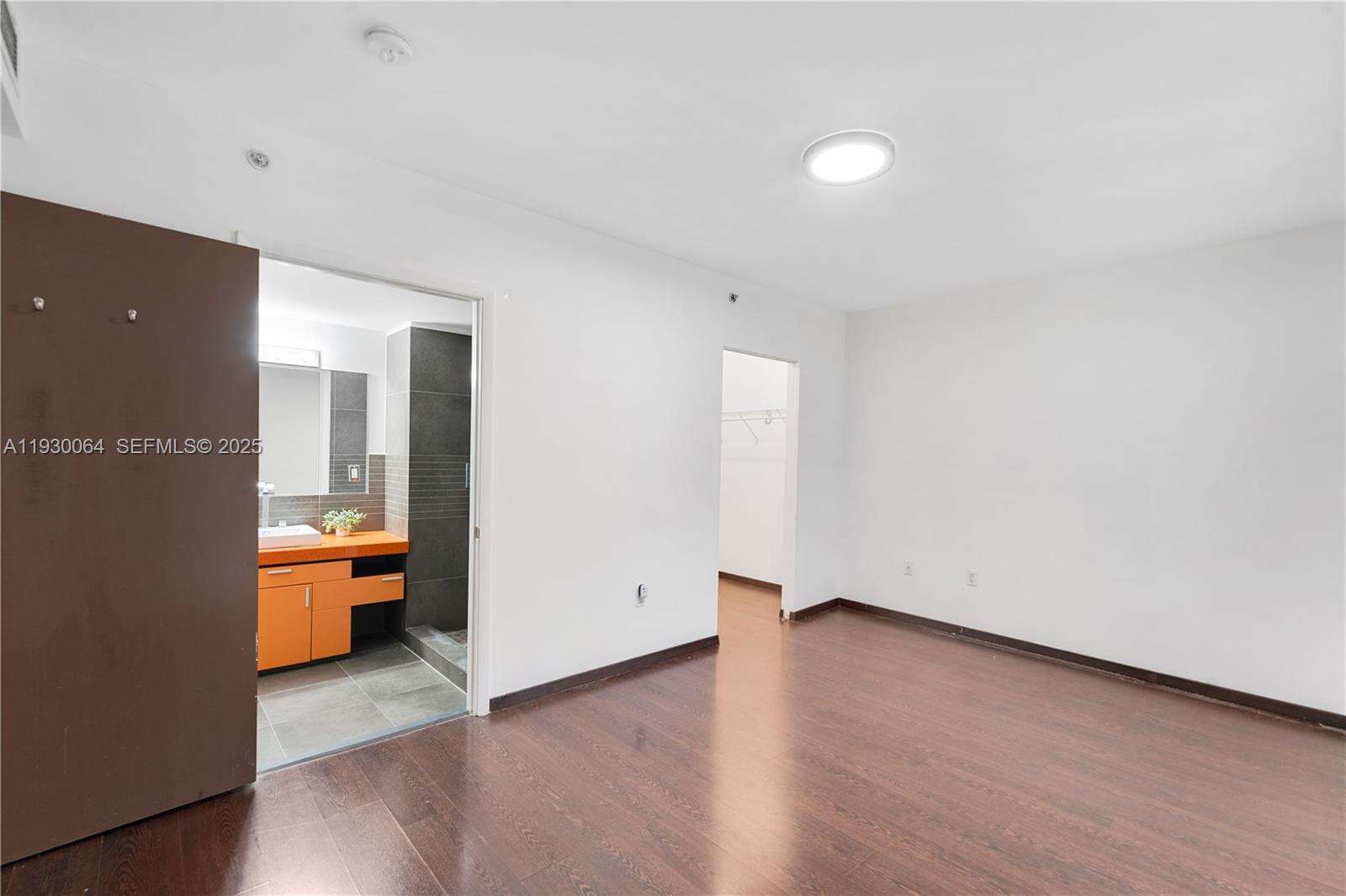 Artecity Unit #212 | Picture 12