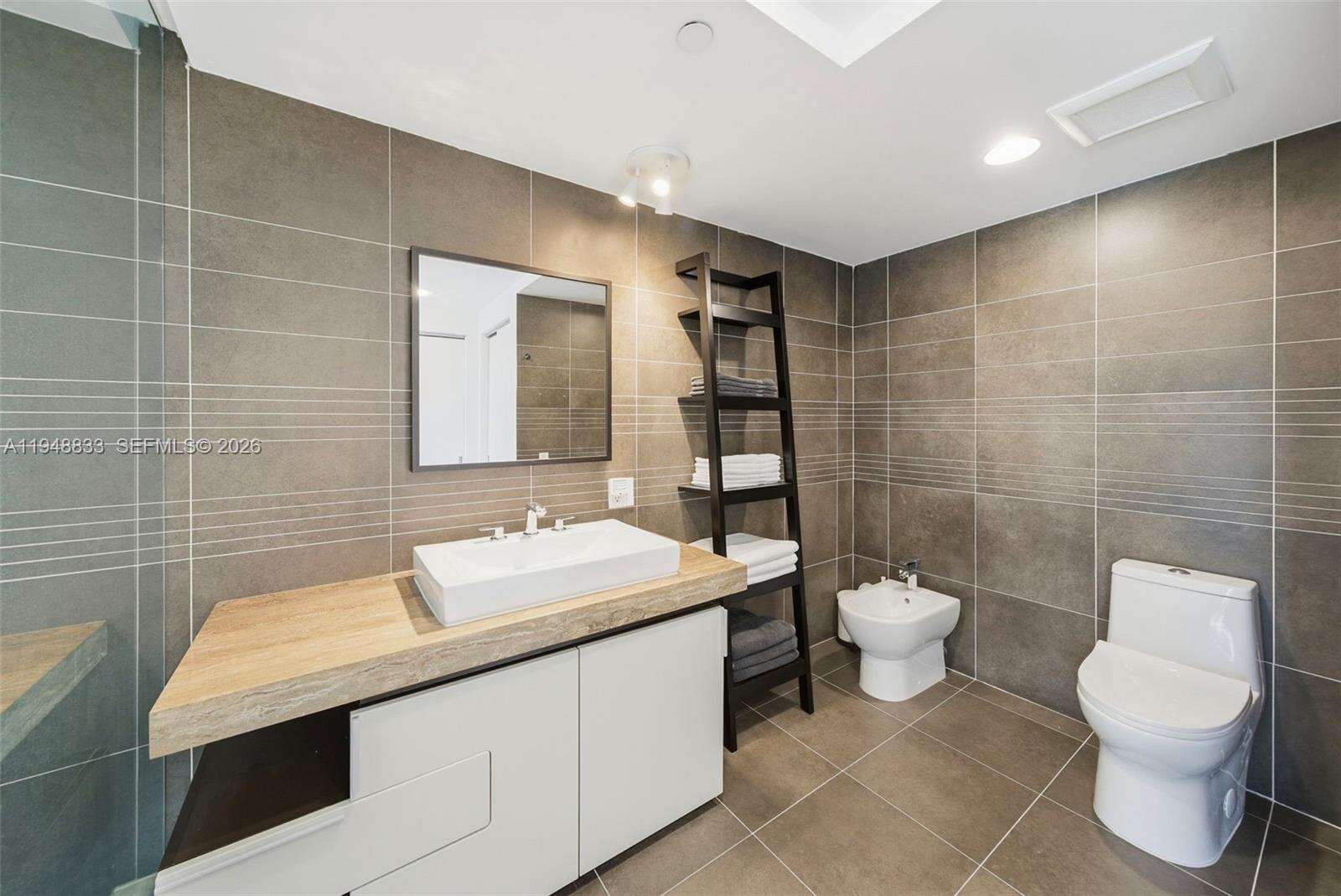 Artecity Unit #303 | Picture 13