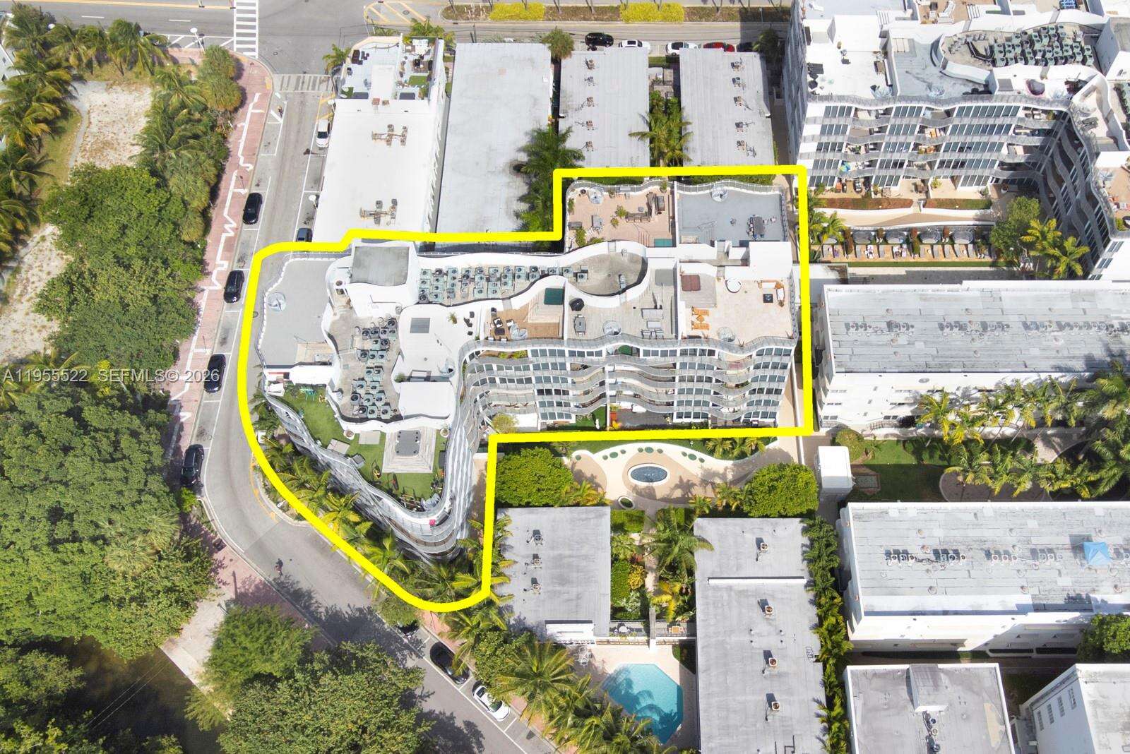 Artecity Unit #210 | Picture 29