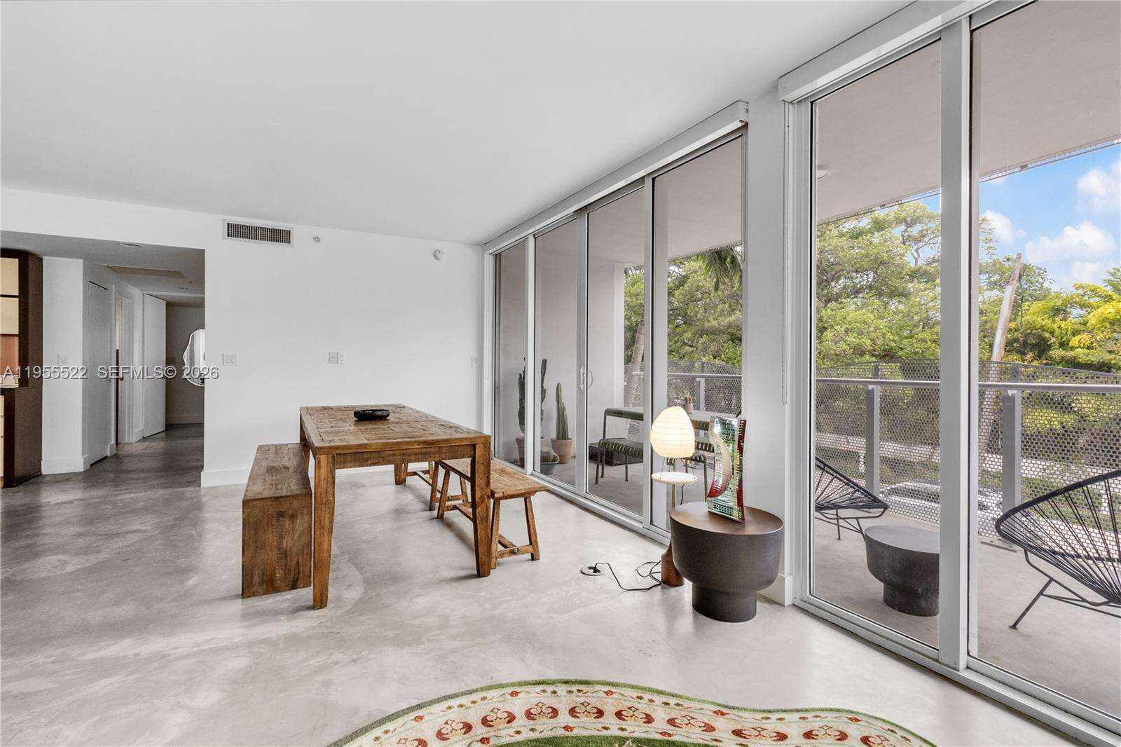 Artecity Unit #210 | Picture 5