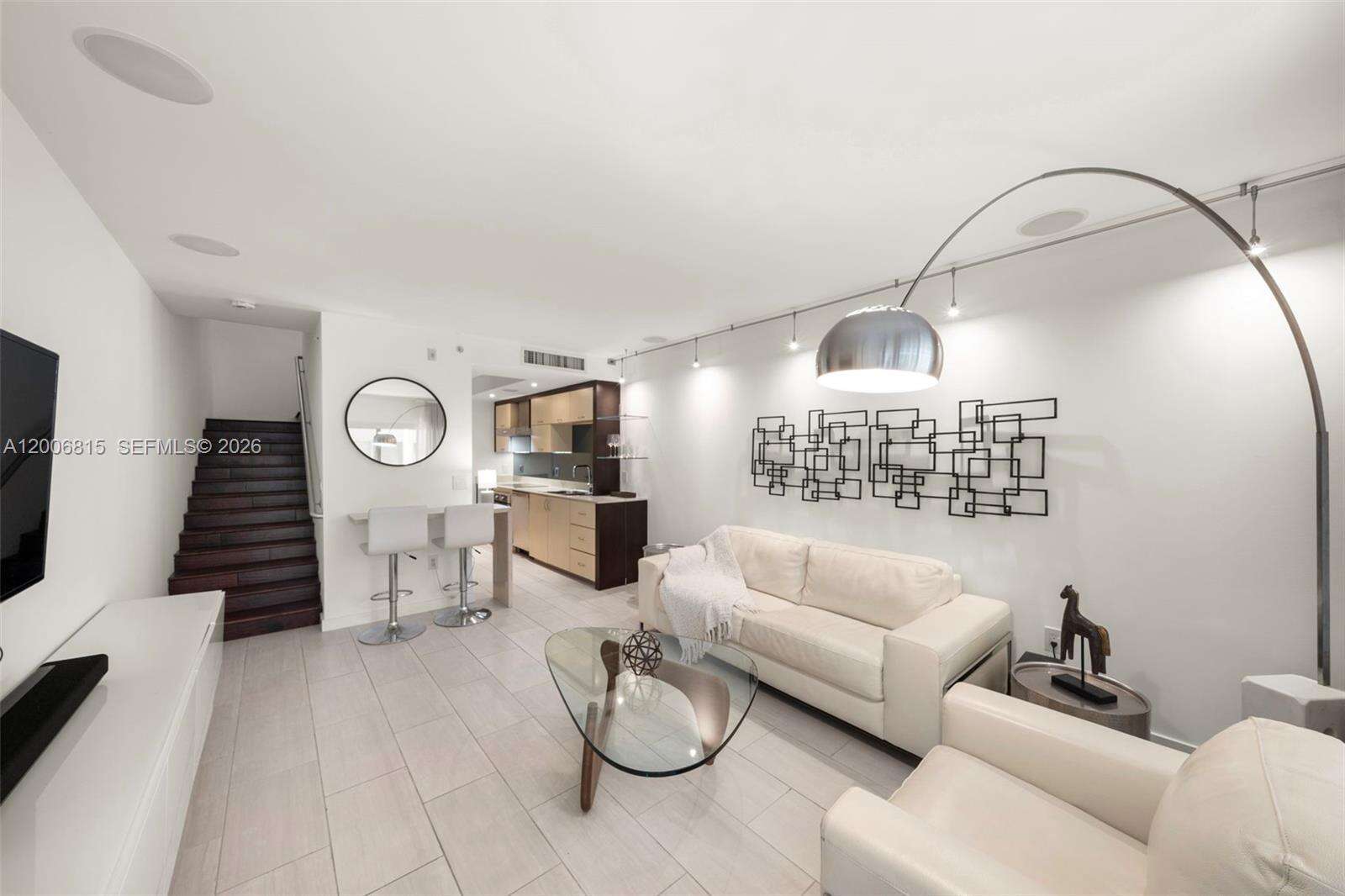 Artecity Unit #3 | Picture 1