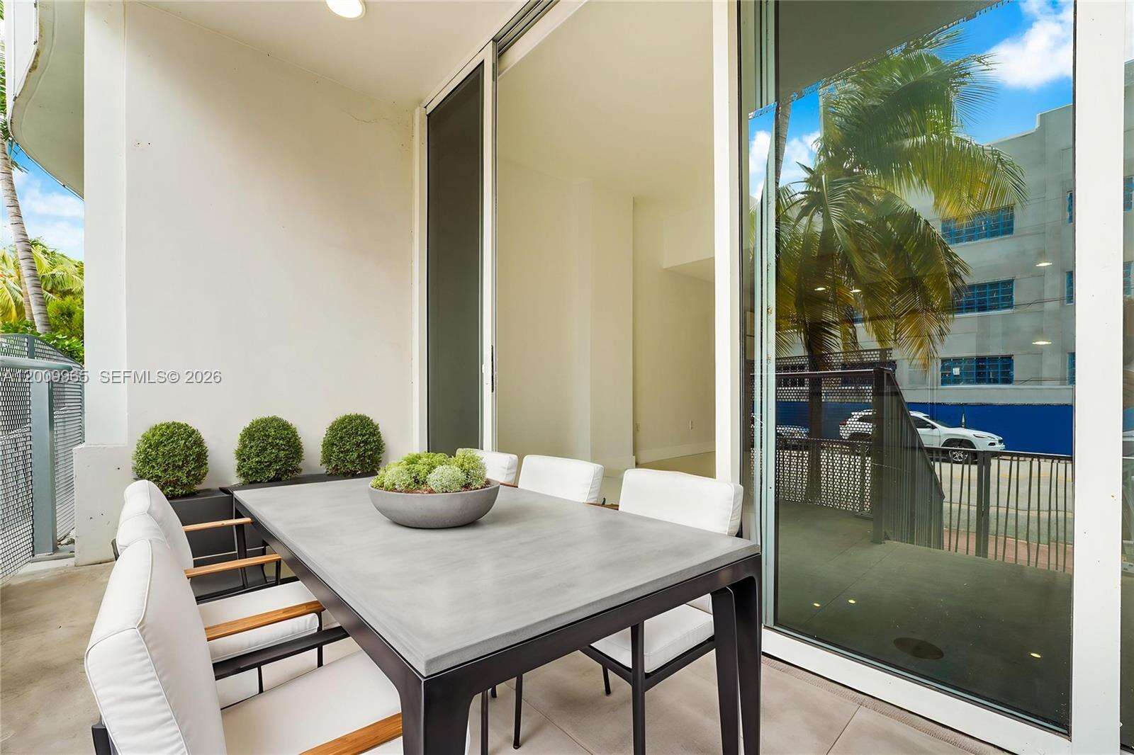 Artecity Unit #108 | Picture 2