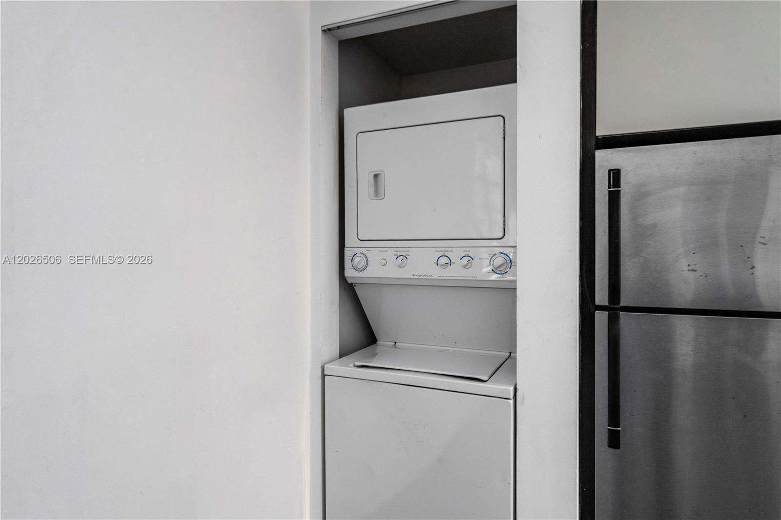 Artecity Unit #212 | Picture 8