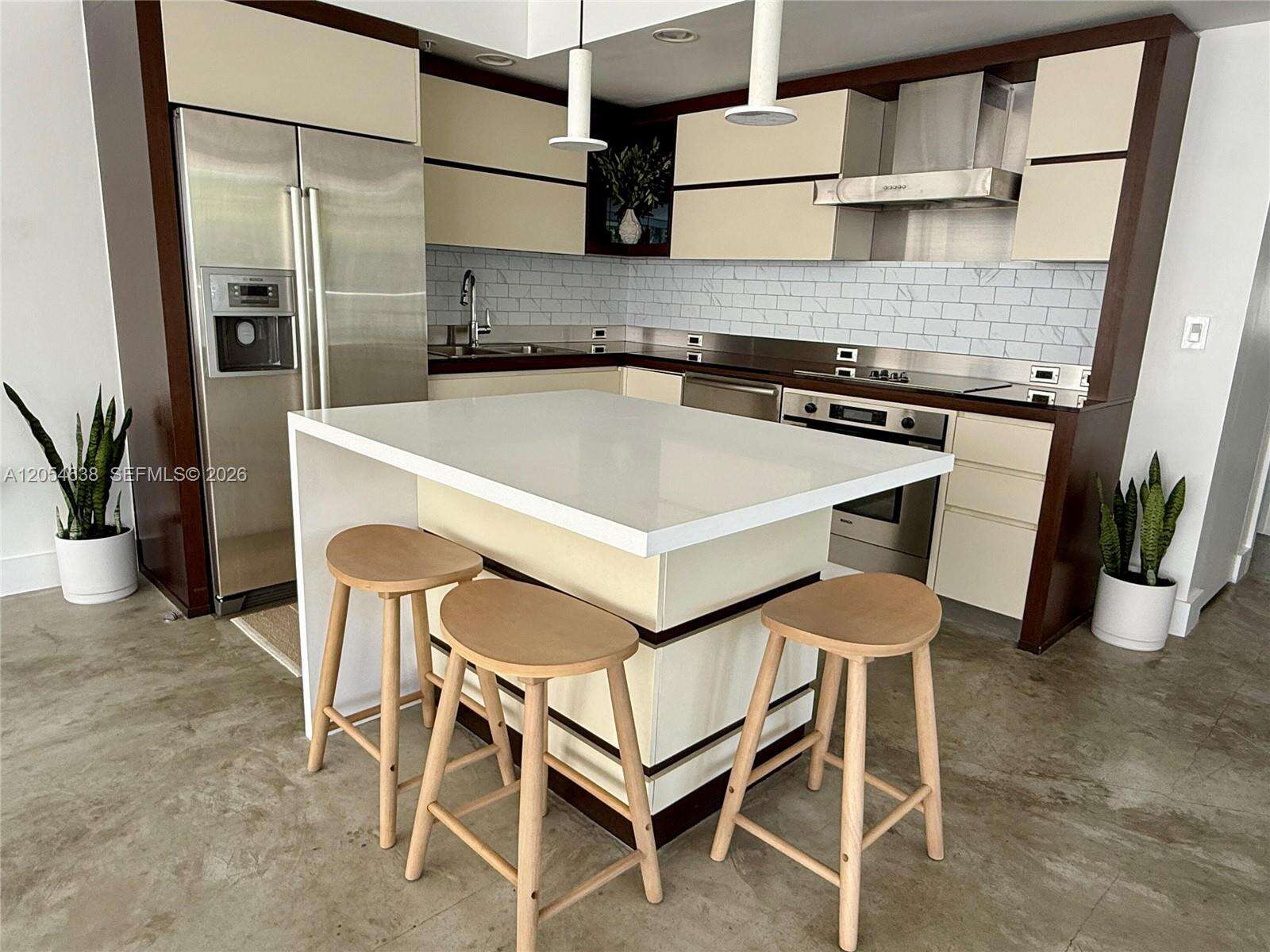 Artecity Unit #210 | Picture 3