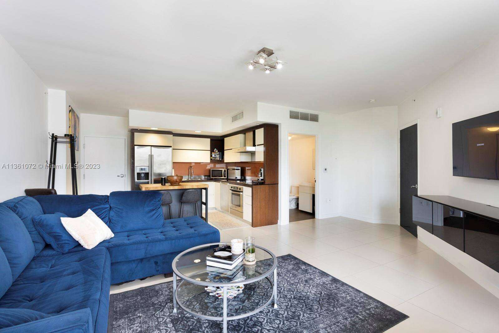 Artecity Unit #308 | Picture 2