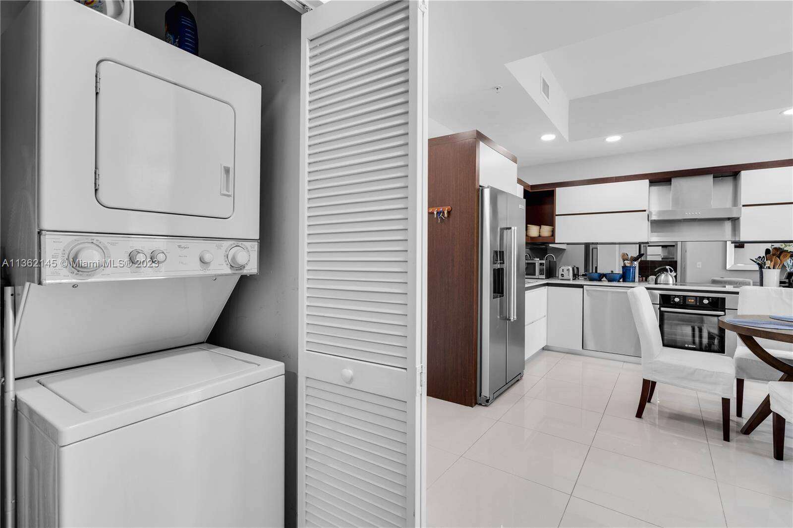 Artecity Unit #204 | Picture 16