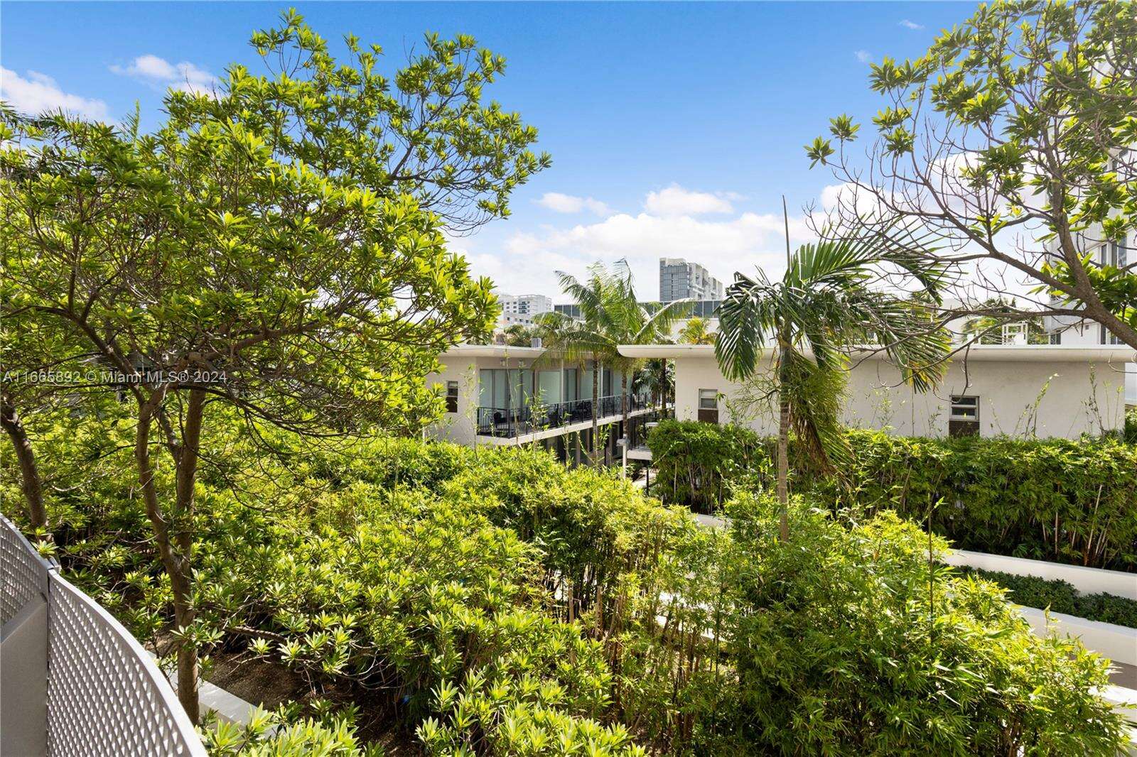 Artecity Unit #201 | Picture 11