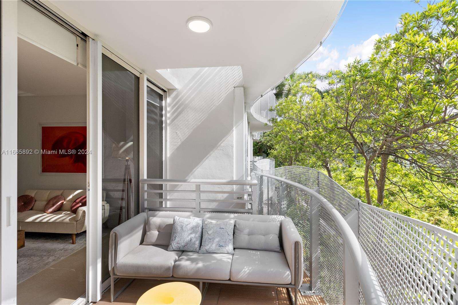 Artecity Unit #201 | Picture 19