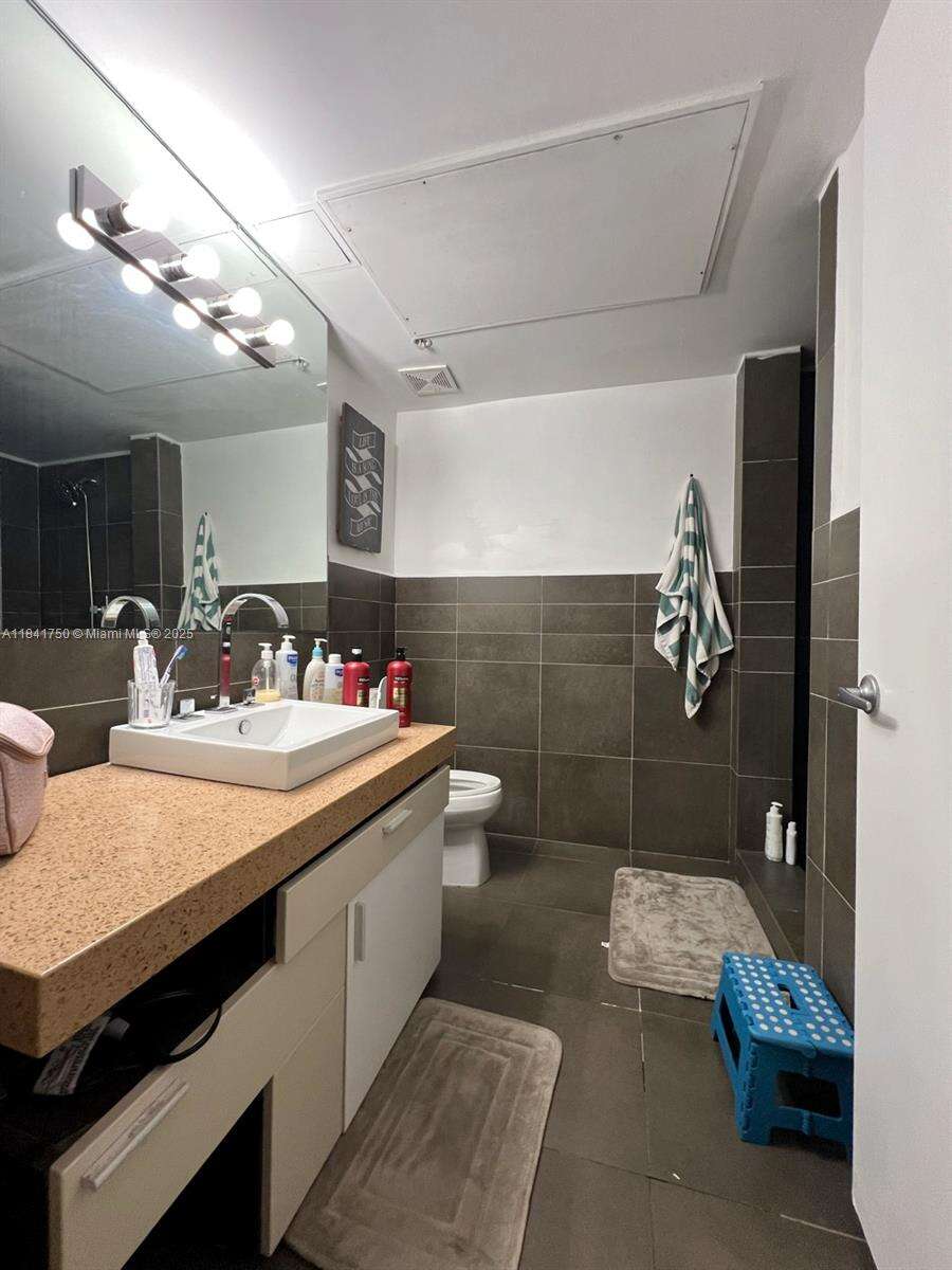 Artecity Unit #116 | Picture 2