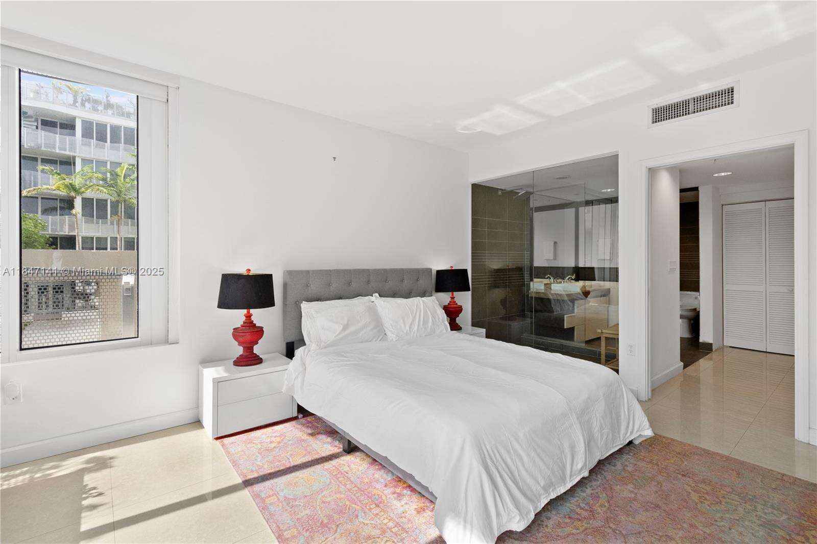 Artecity Unit #201 | Picture 11