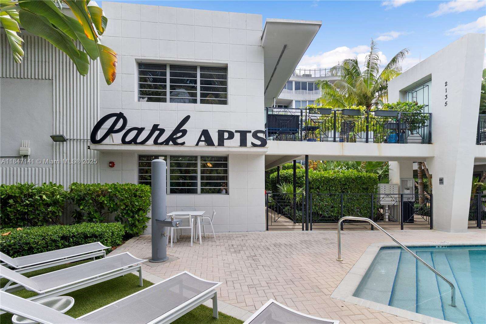 Artecity Unit #201 | Picture 25