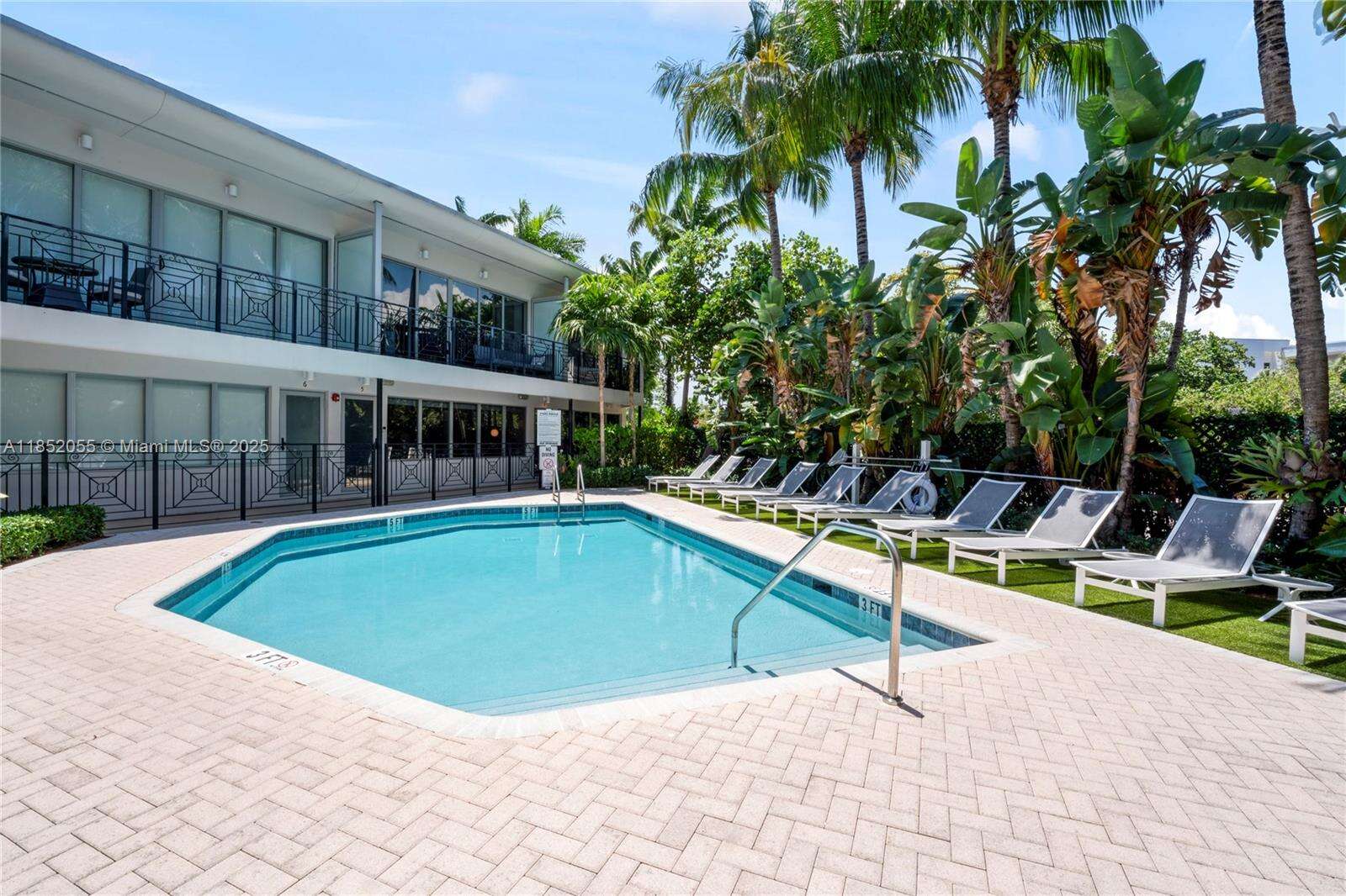 Artecity Unit #2 | Picture 21