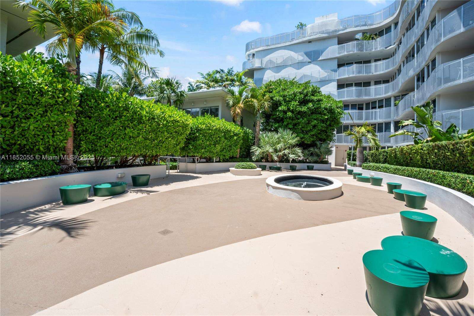 Artecity Unit #2 | Picture 23