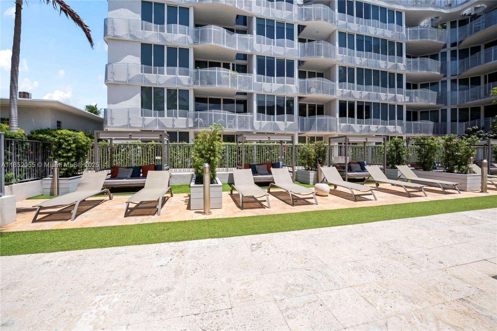 Artecity Unit #2 | Picture 26