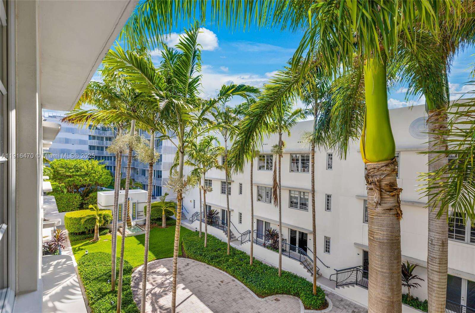 Artecity Unit #311 | Picture 2