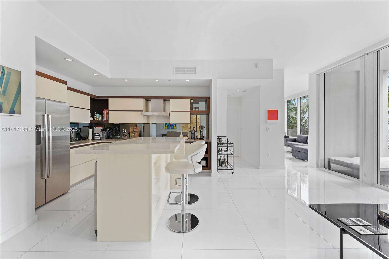 Artecity Unit #201 | Picture 2