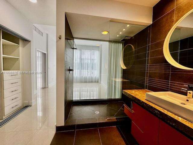 Artecity Unit #104 | Picture 13