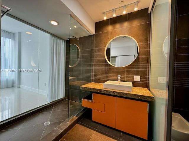 Artecity Unit #104 | Picture 9