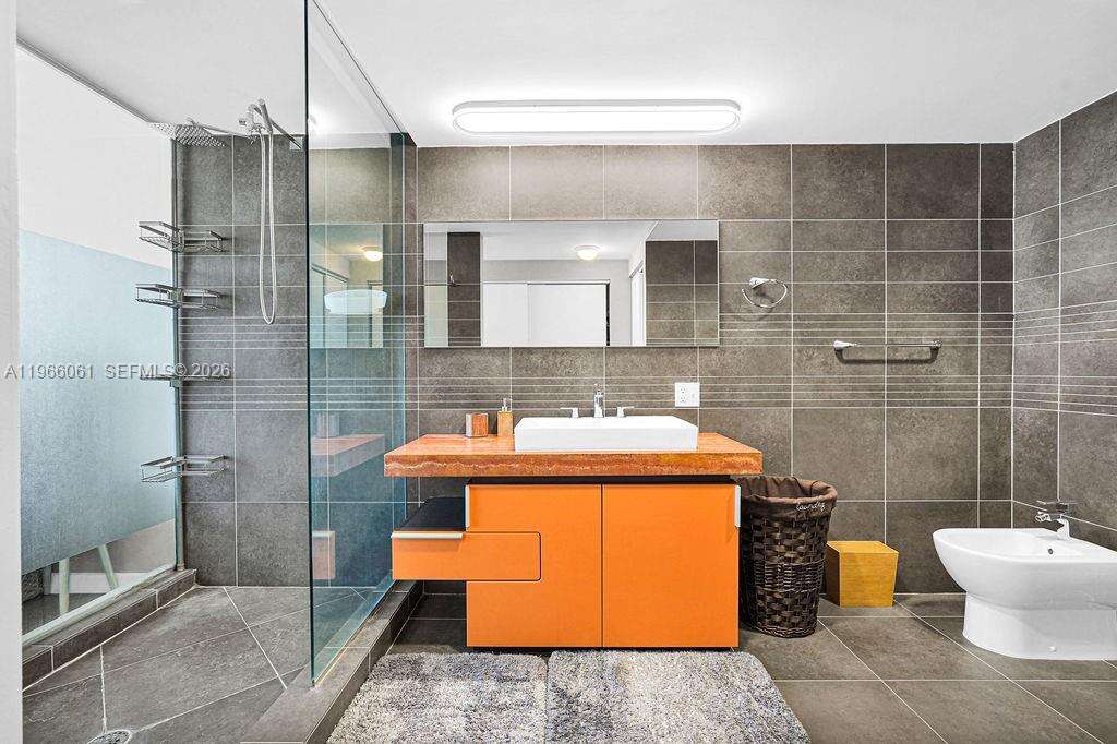 Artecity Unit #403 | Picture 26