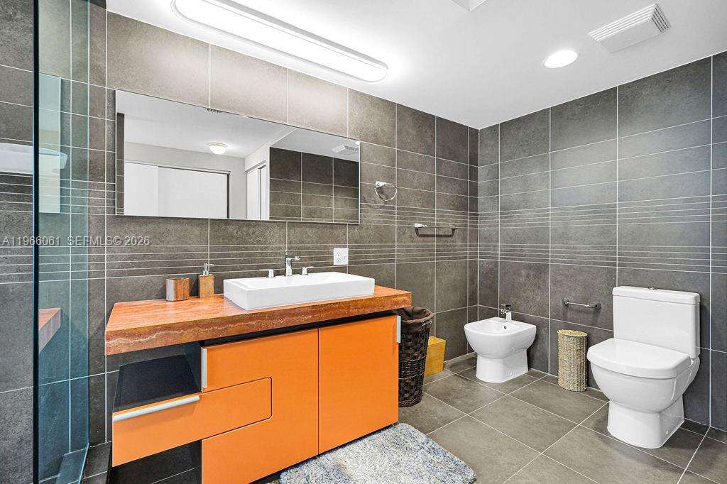 Artecity Unit #403 | Picture 27