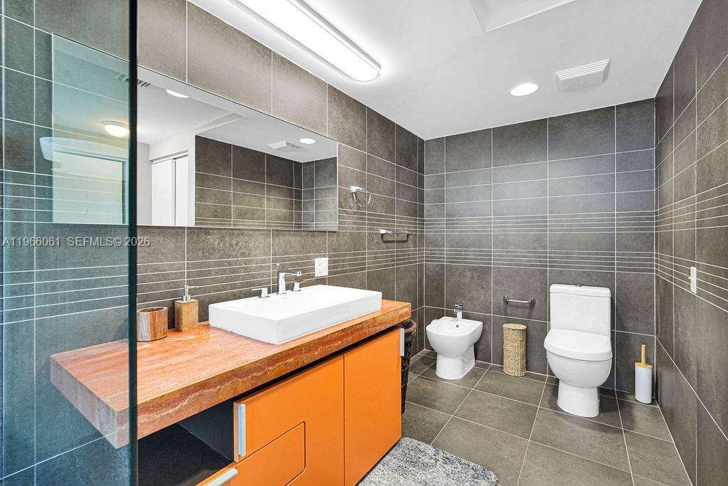 Artecity Unit #403 | Picture 29