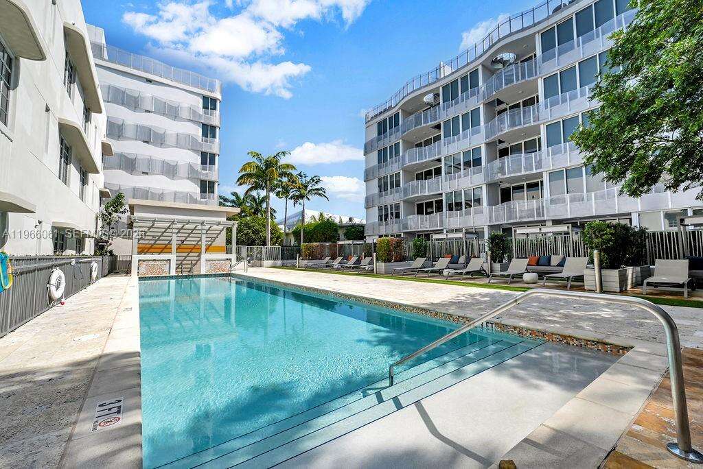 Artecity Unit #403 | Picture 37