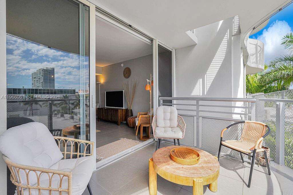 Artecity Unit #403 | Picture 5