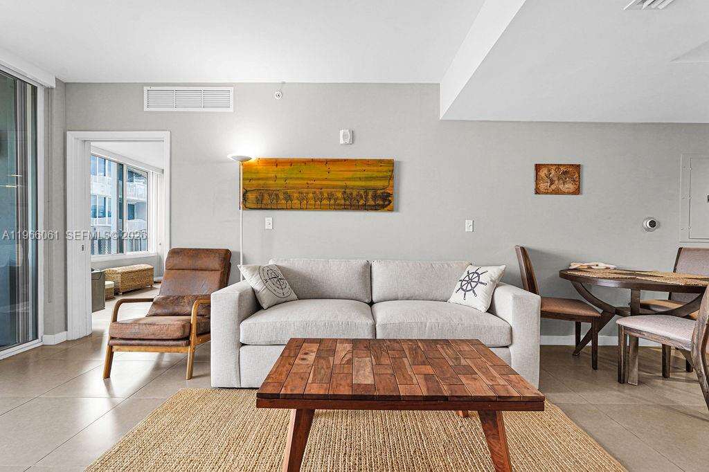 Artecity Unit #403 | Picture 6