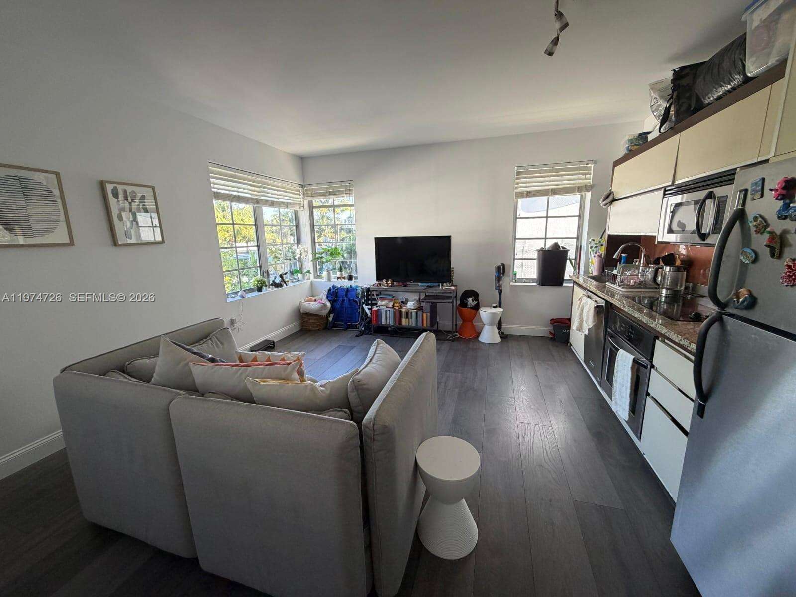 Artecity Unit #318 | Picture 2