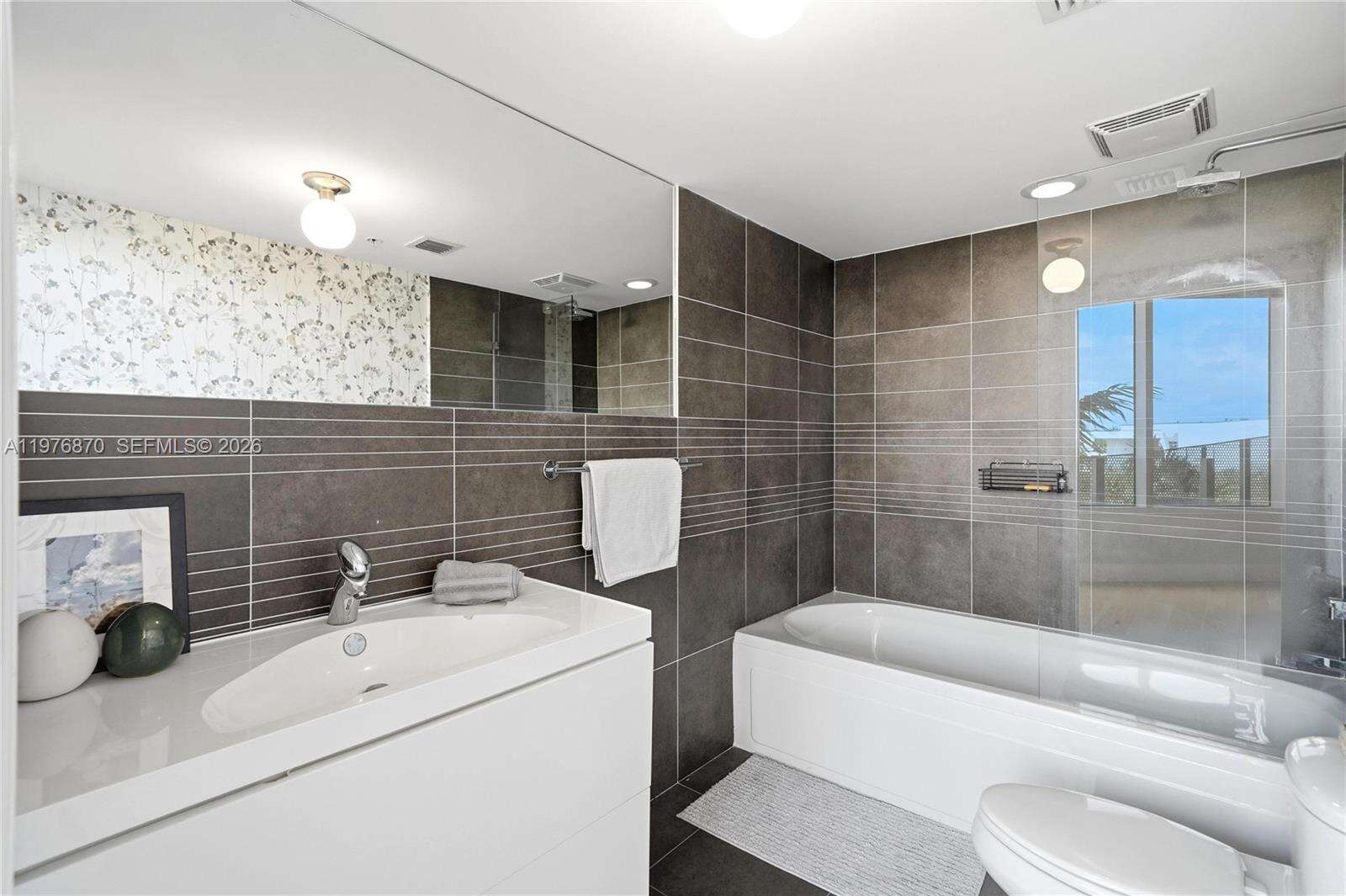 Artecity Unit #507 | Picture 10