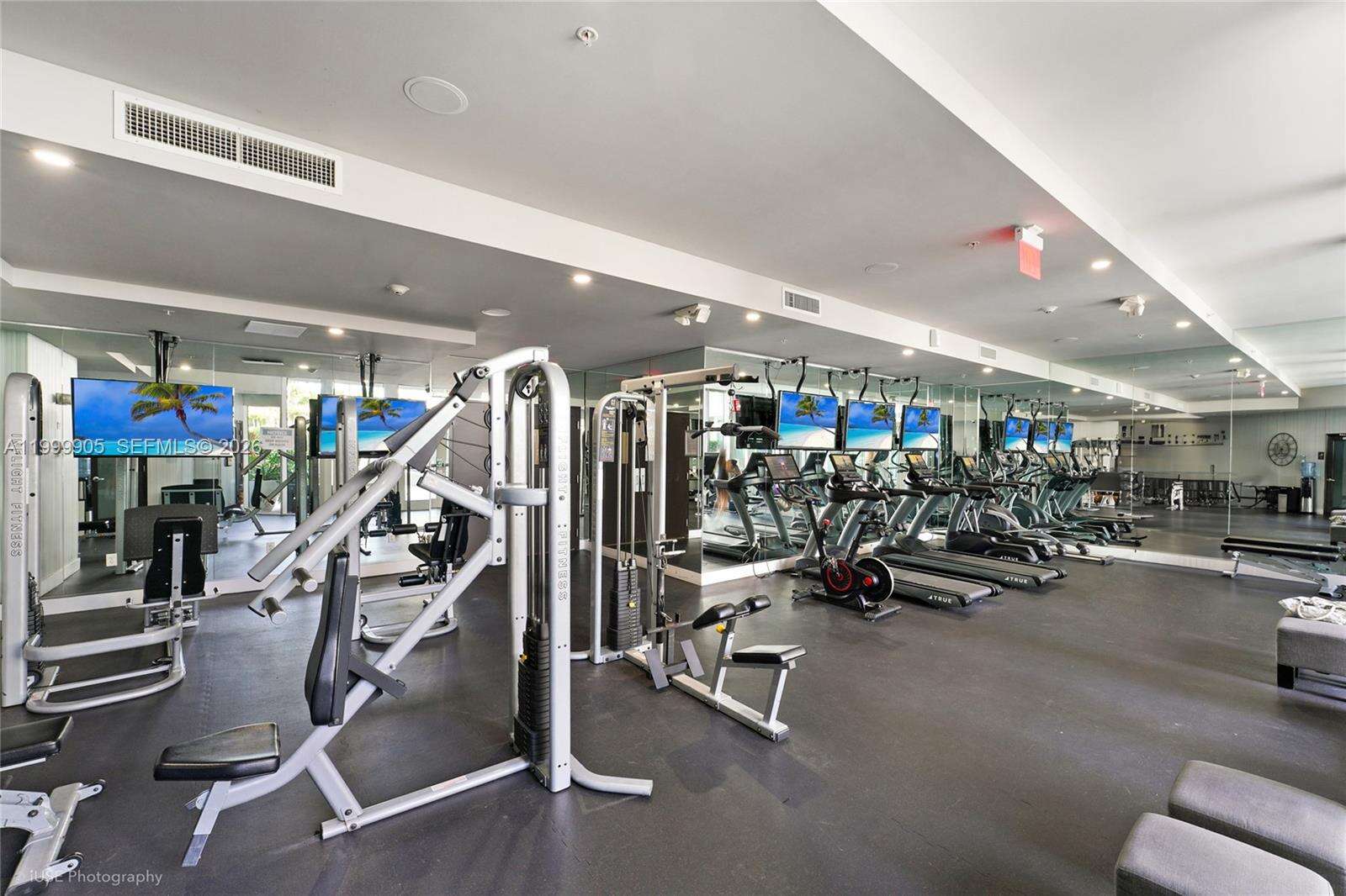 Artecity Unit #210 | Picture 24