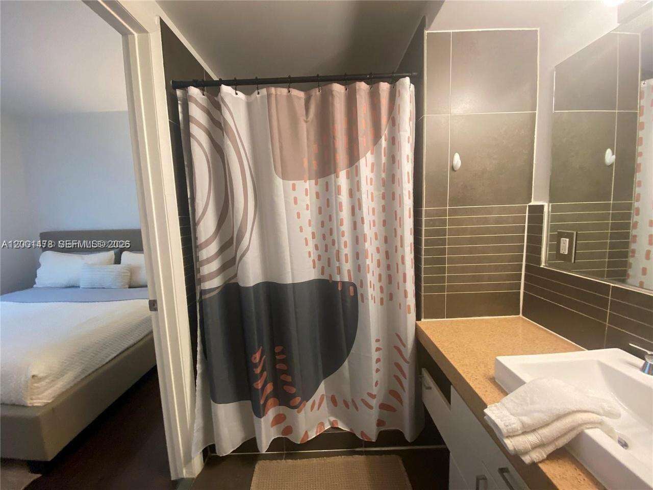 Artecity Unit #204 | Picture 9