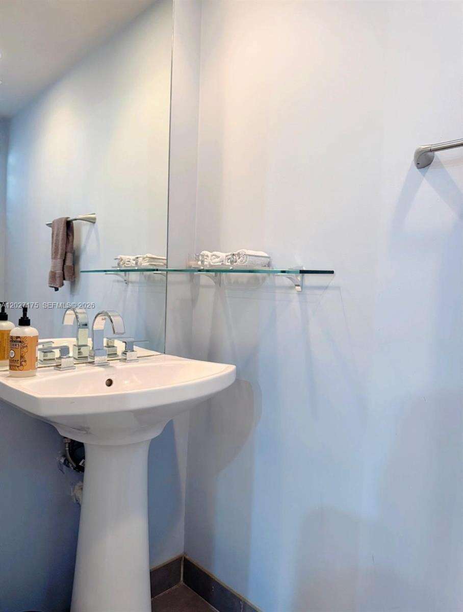 Artecity Unit #7 | Picture 8
