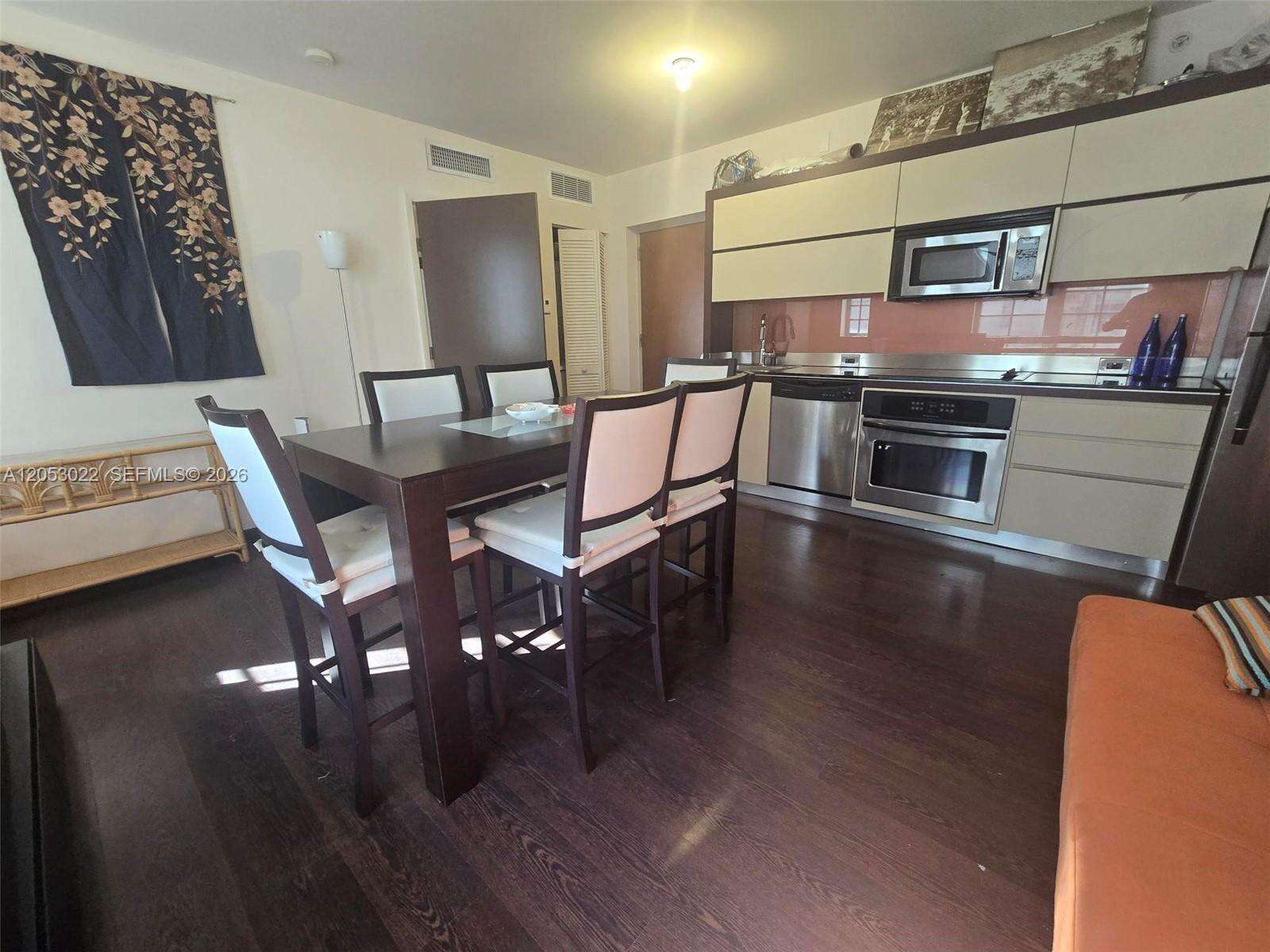 Artecity Unit #209 | Picture 9
