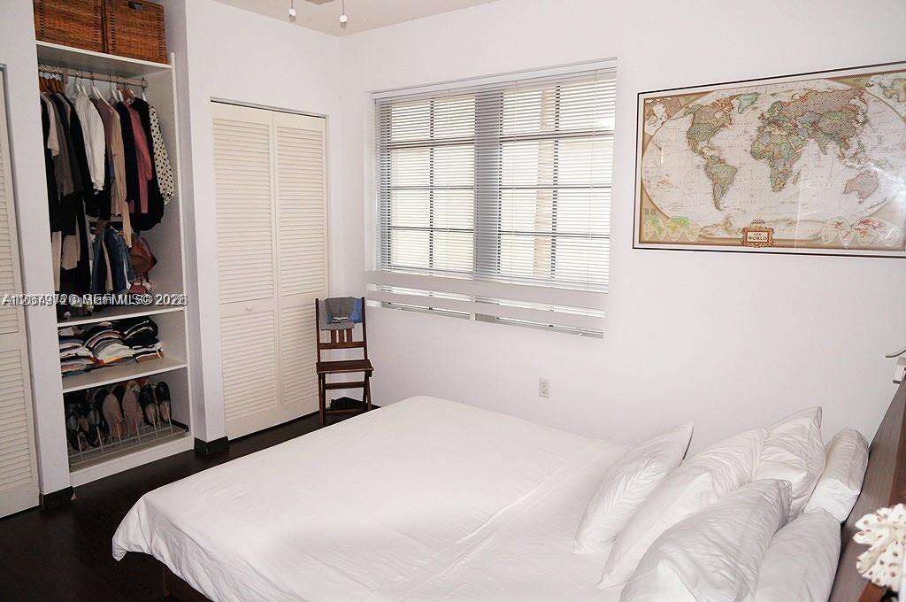 Artecity Unit #215 | Picture 4