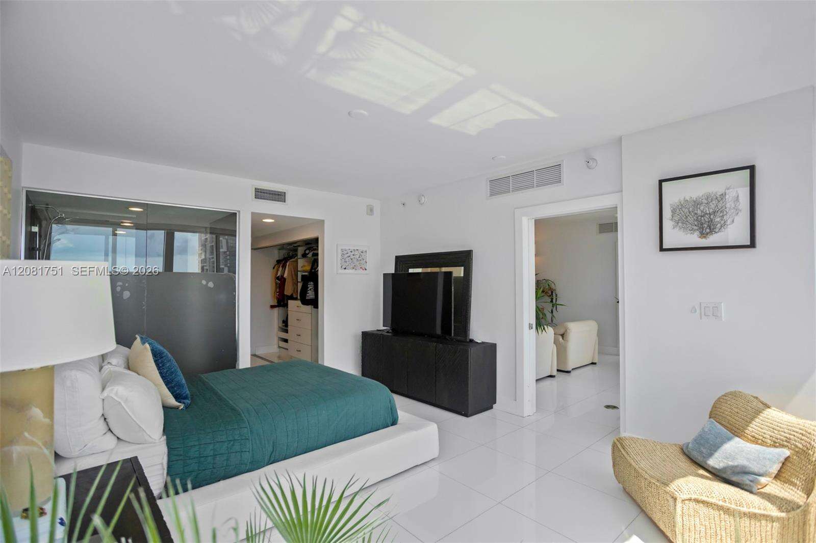 Artecity Unit #601 | Picture 16