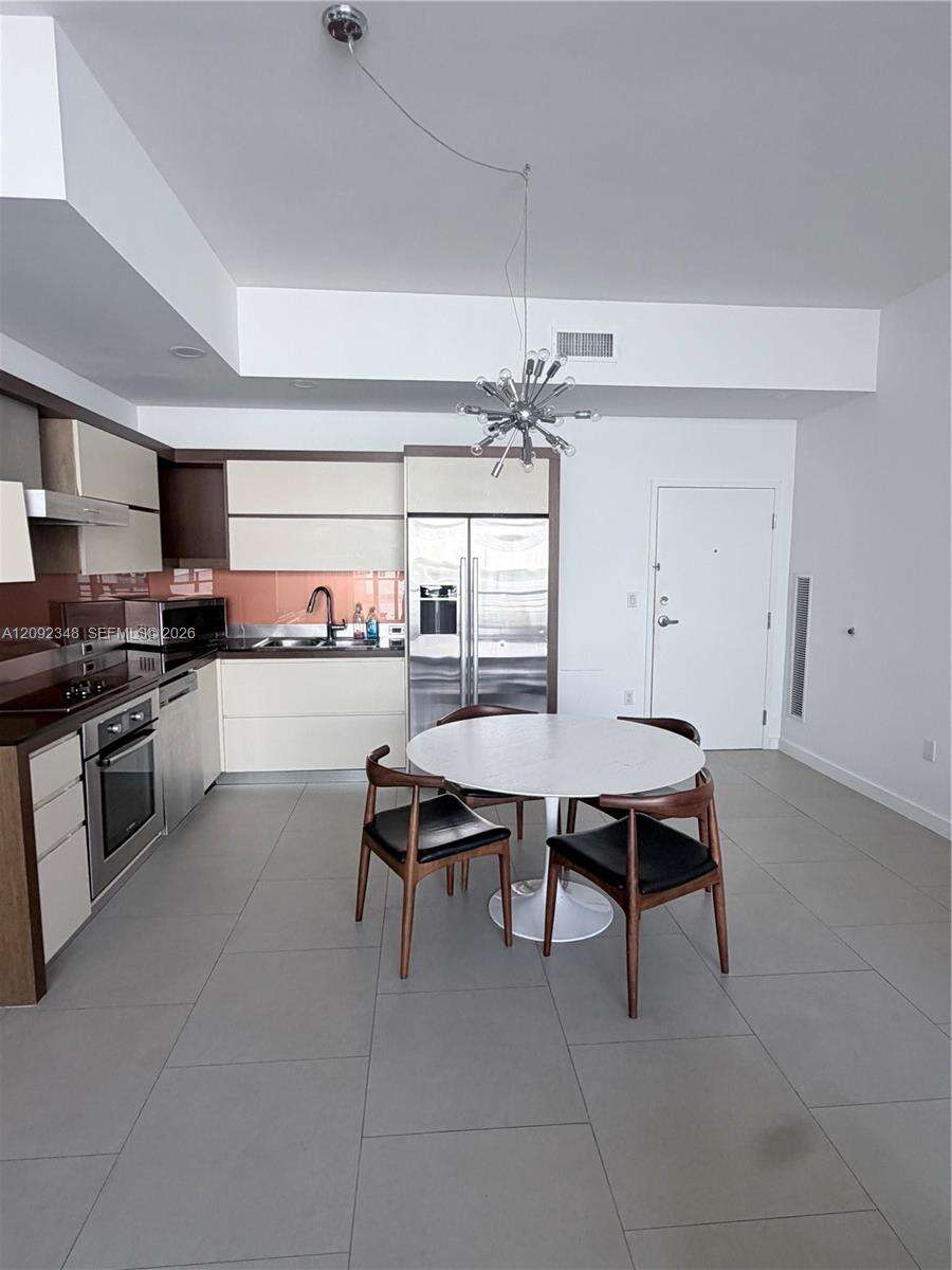 Artecity Unit #2100 | Picture 3