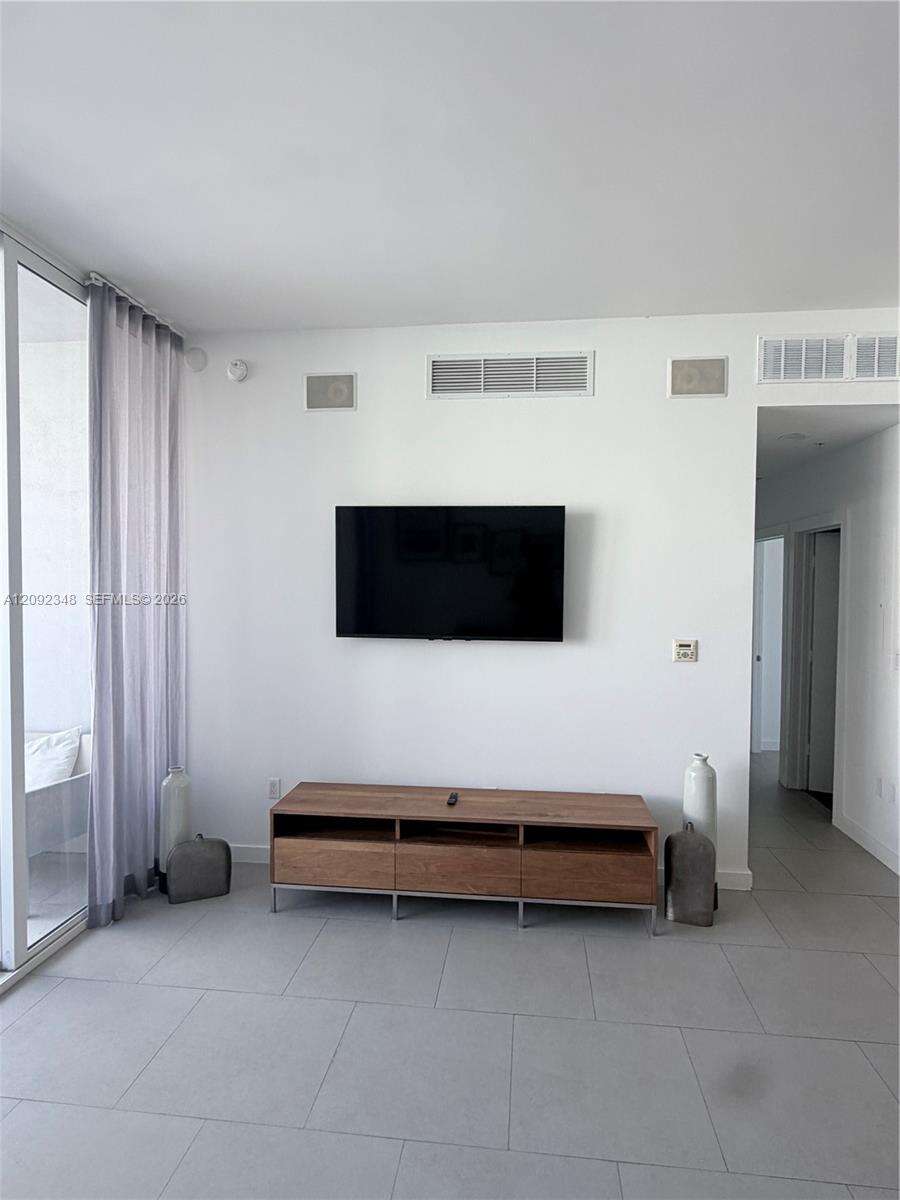 Artecity Unit #2100 | Picture 5