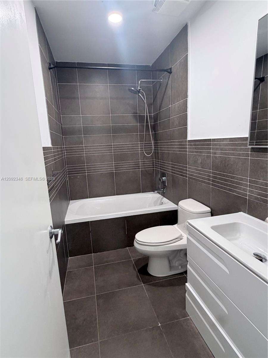 Artecity Unit #2100 | Picture 7